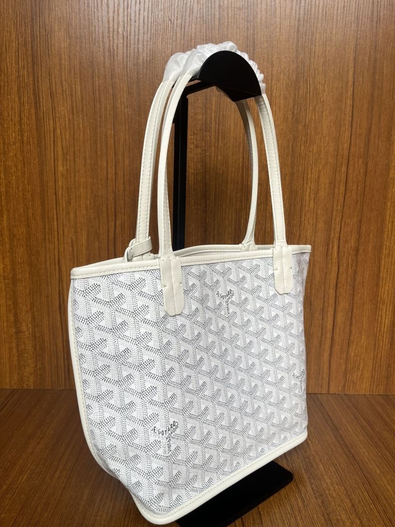 Goyard Shopping Bags